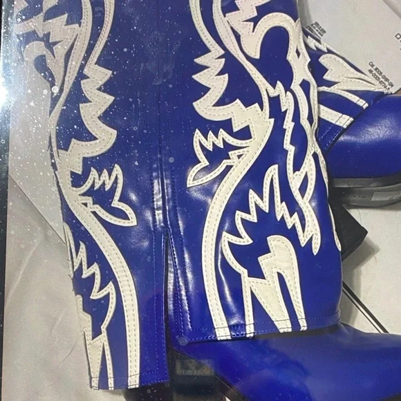 🔥Won’t Last🔥Azalea Wang Blue & White Western Embroidered Design Boots Size 9 EUC - Picture 4 of 9